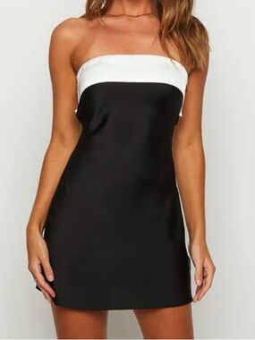 Beginning Boutique Strapless Black and White Mini Dress (4)